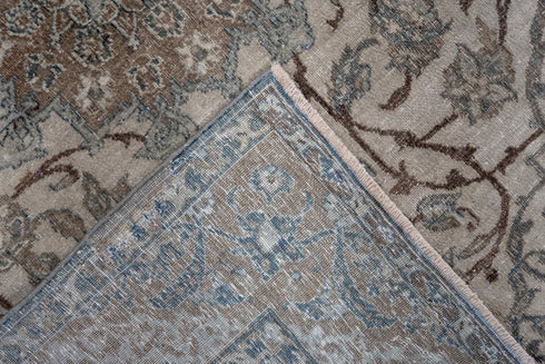 Vintage Isfahan Area Rug (3' x 4')